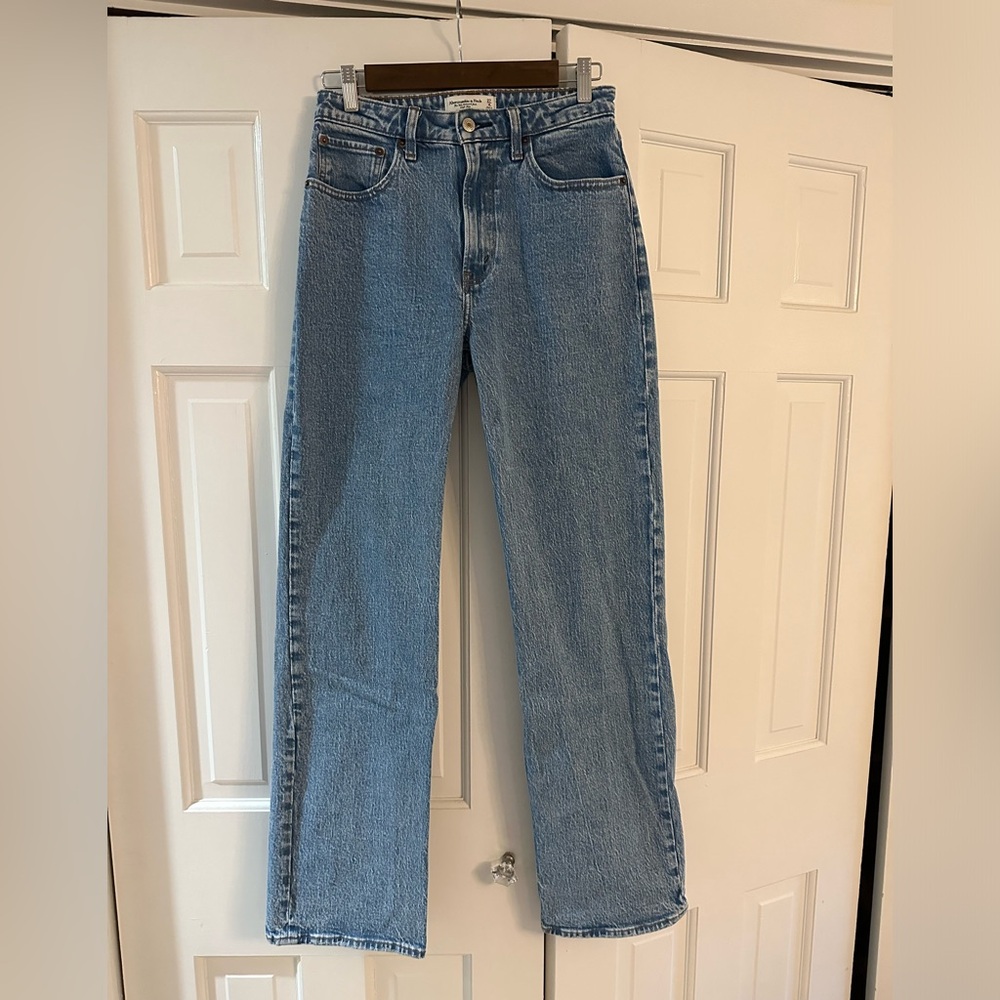 Abercrombie & Fitch High Rise Jean